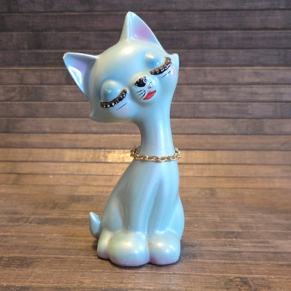 Elegant Blue Cat Figurines - Picture 2 of 15